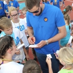 Jonas Valanciunas with the program participants